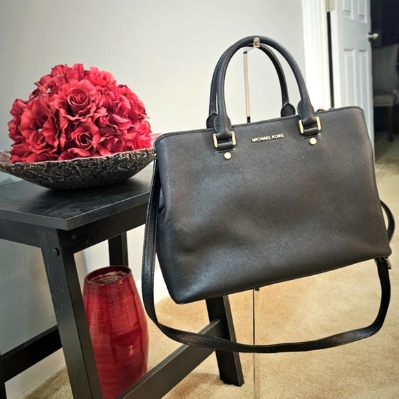 Michael Kors Savannah Medium Saffiano Leather Satchel Tote Bag - Picture 1 of 16